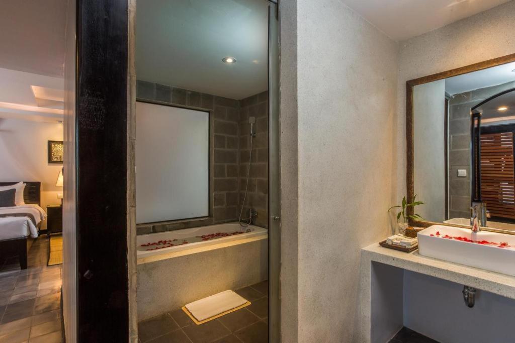 The Grand Cyclo Boutique Suite & Spa Siem Reap Exterior foto